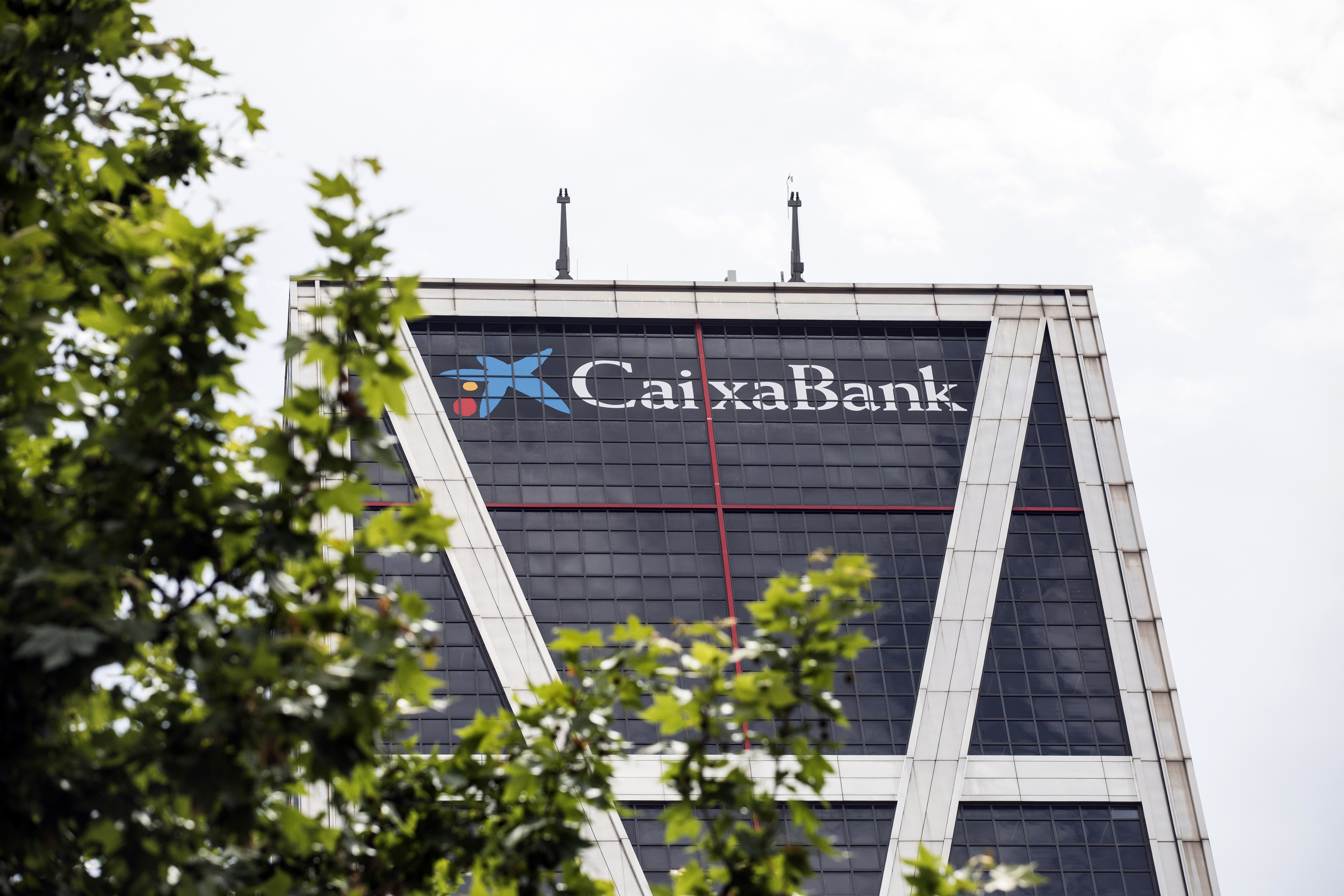 Todo lo que no podrán hacer los clientes de Bankia durante este fin de semana por la fusión con CaixaBank