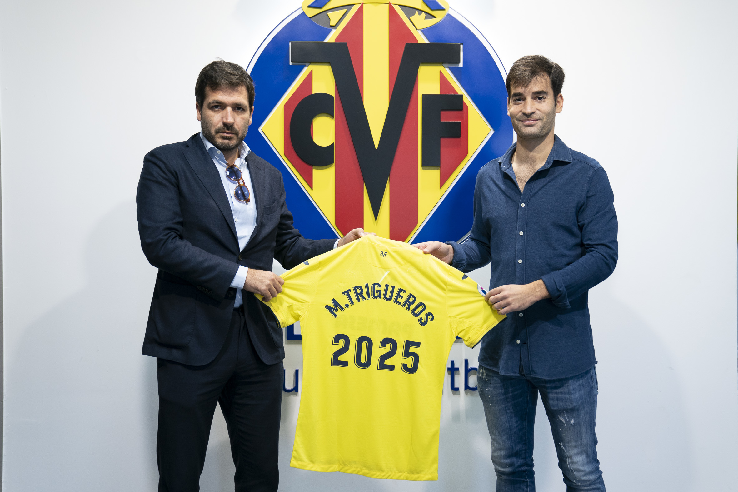 El Villarreal renueva a Manu Trigueros hasta 2025