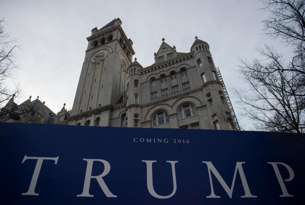 Trump sells his hotel in Washington for 330 million euros after having lost 62 million in four years