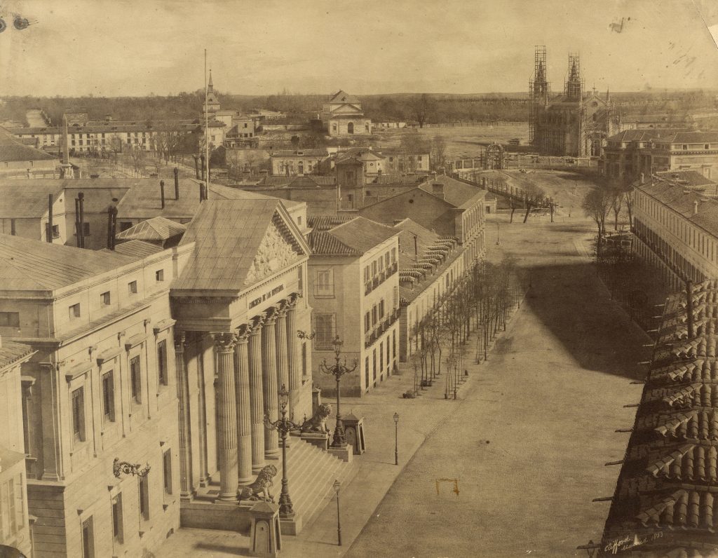 'Carrera de San Jernimo y Palacio de Congresos', 1853. Exposicin fotogrfica de Charles Clifford en La Fundacin Canal..