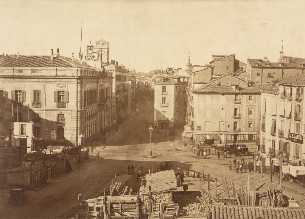 Puerta del Sol. 1857, foto cedida por el Museo de Historia de Madrid.