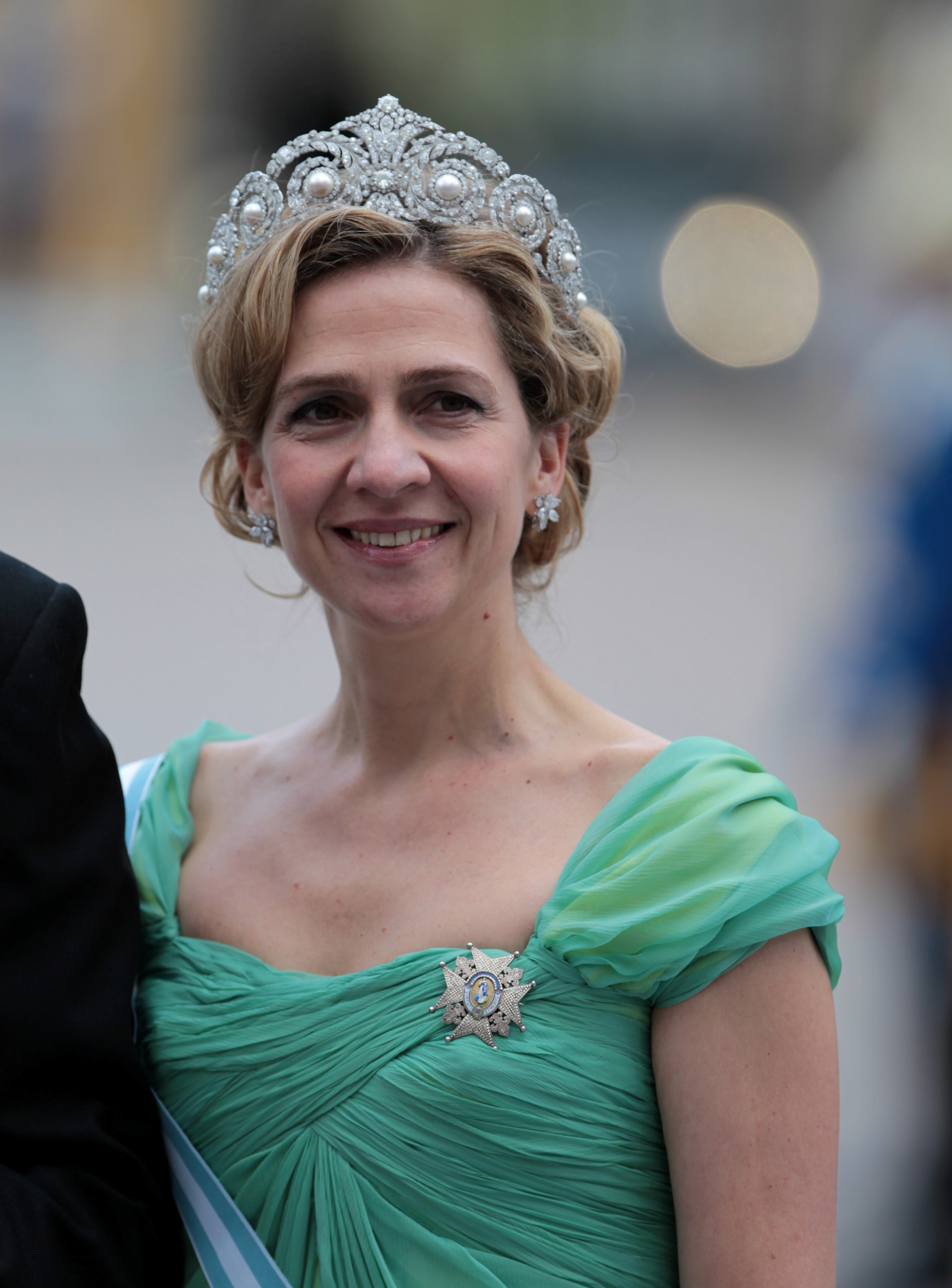 La Infanta Cristina también ha lucido la tiara real.