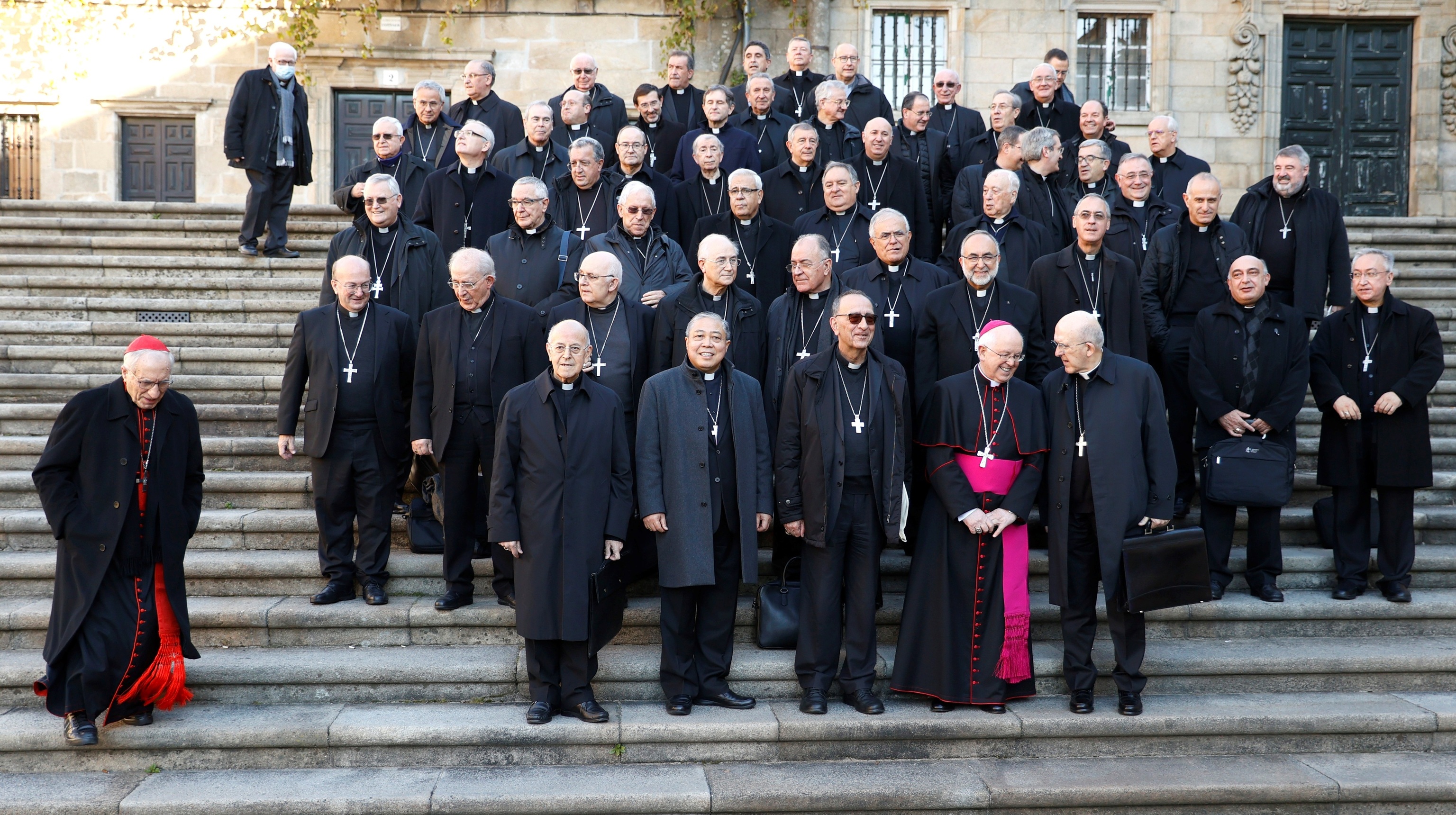 Los obispos españoles reaccionan ante los abusos a menores | España