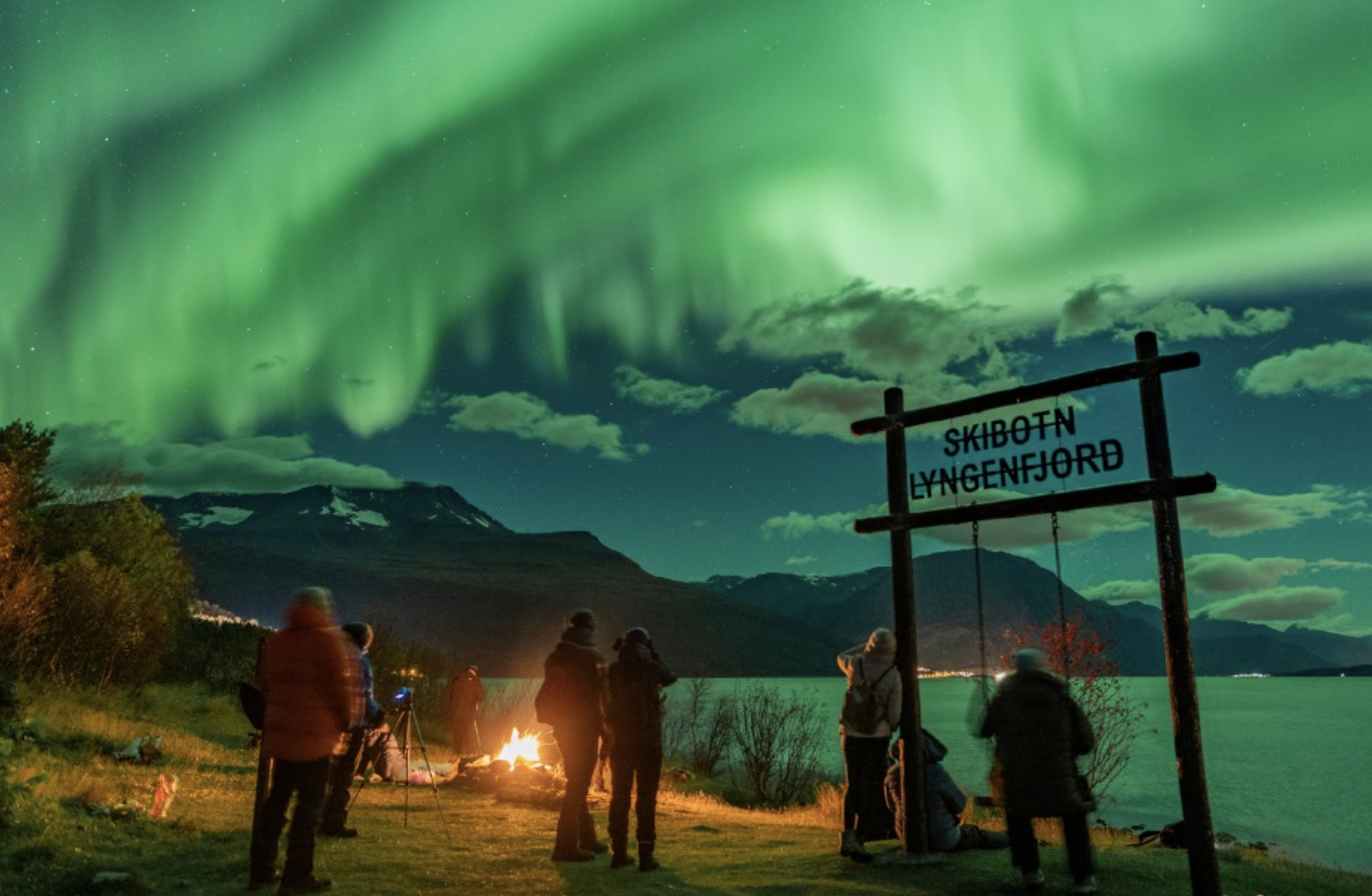 Cazadores de auroras boreales con sede en Jan
