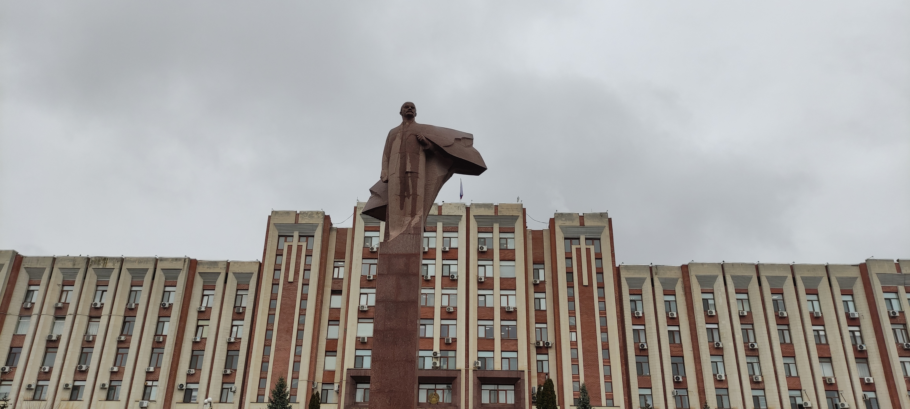 La estatua de Lenin.