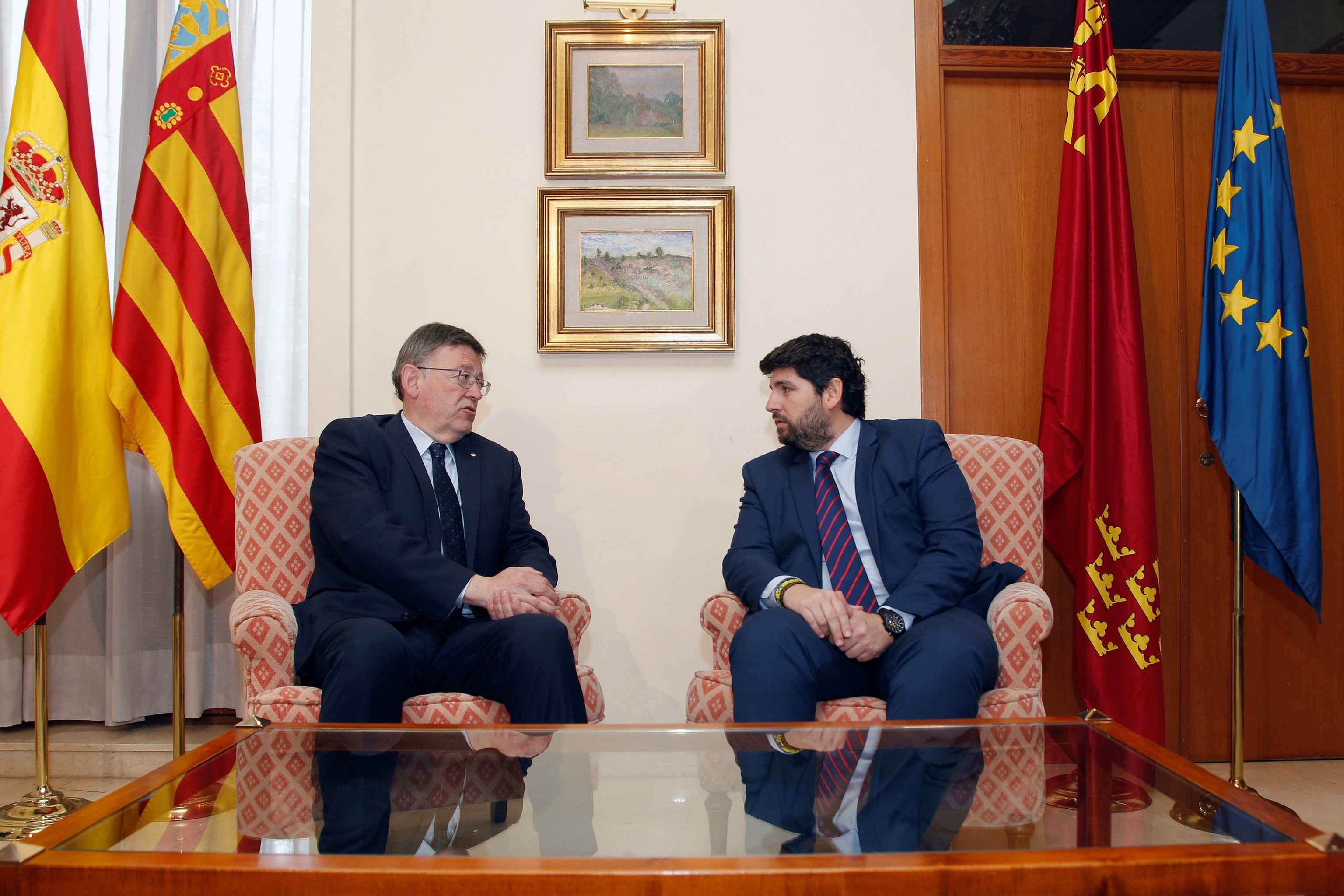 El presidente de la Generalitat Valenciana, Ximo Puig, y el presidente de la Regin de Murcia, Fernando Lpez Miras,