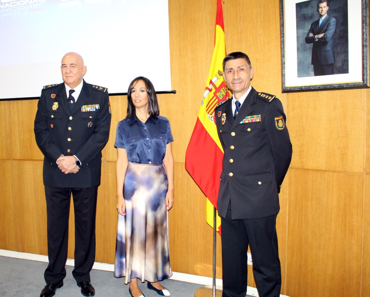 Manuel Soto, a la derecha, junto a la delegada del Gobierno y Jorge Marti, antiguo jefe Superior de Polica de Madrid