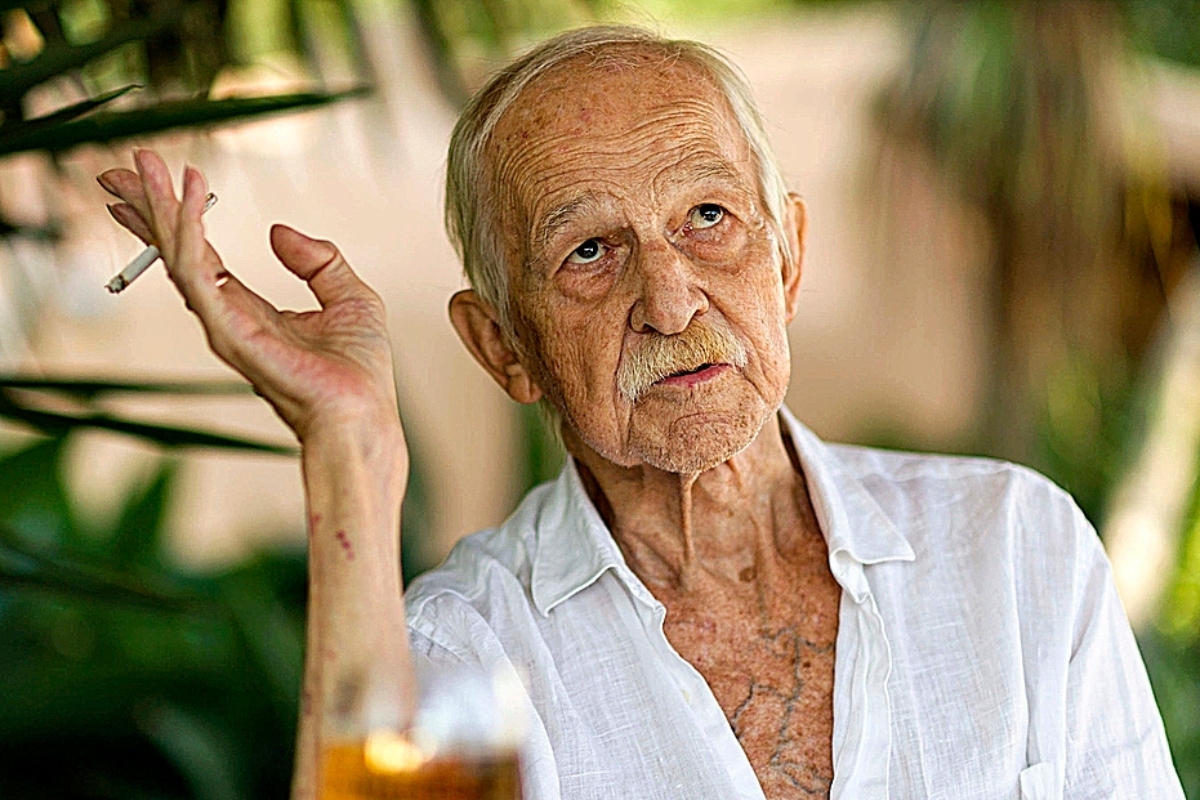 Antonio Escohotado, fotografiado en Ibiza en 2020.