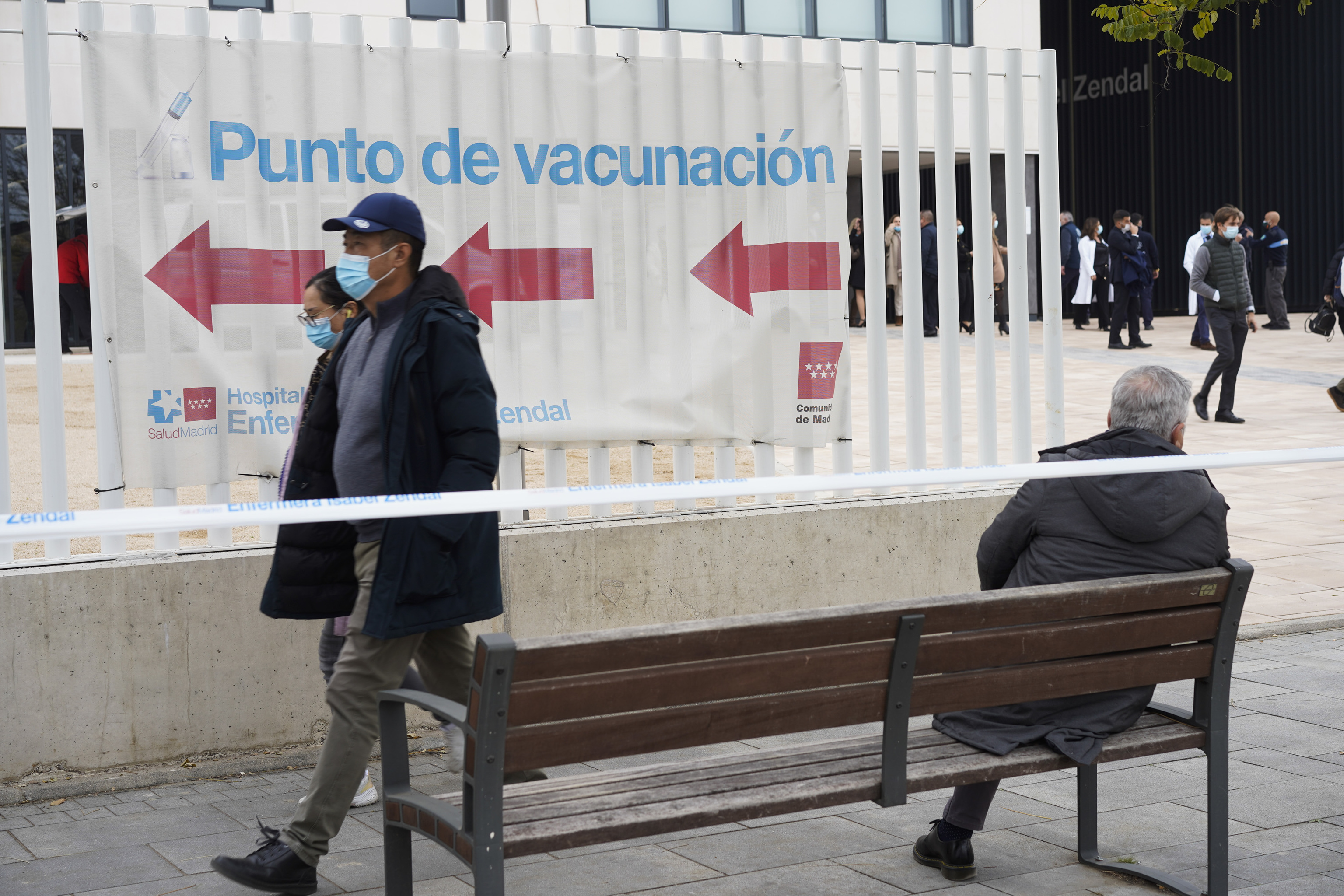 Campaña de vacunación en el Hospital Isabel Zendal de Madrid.
