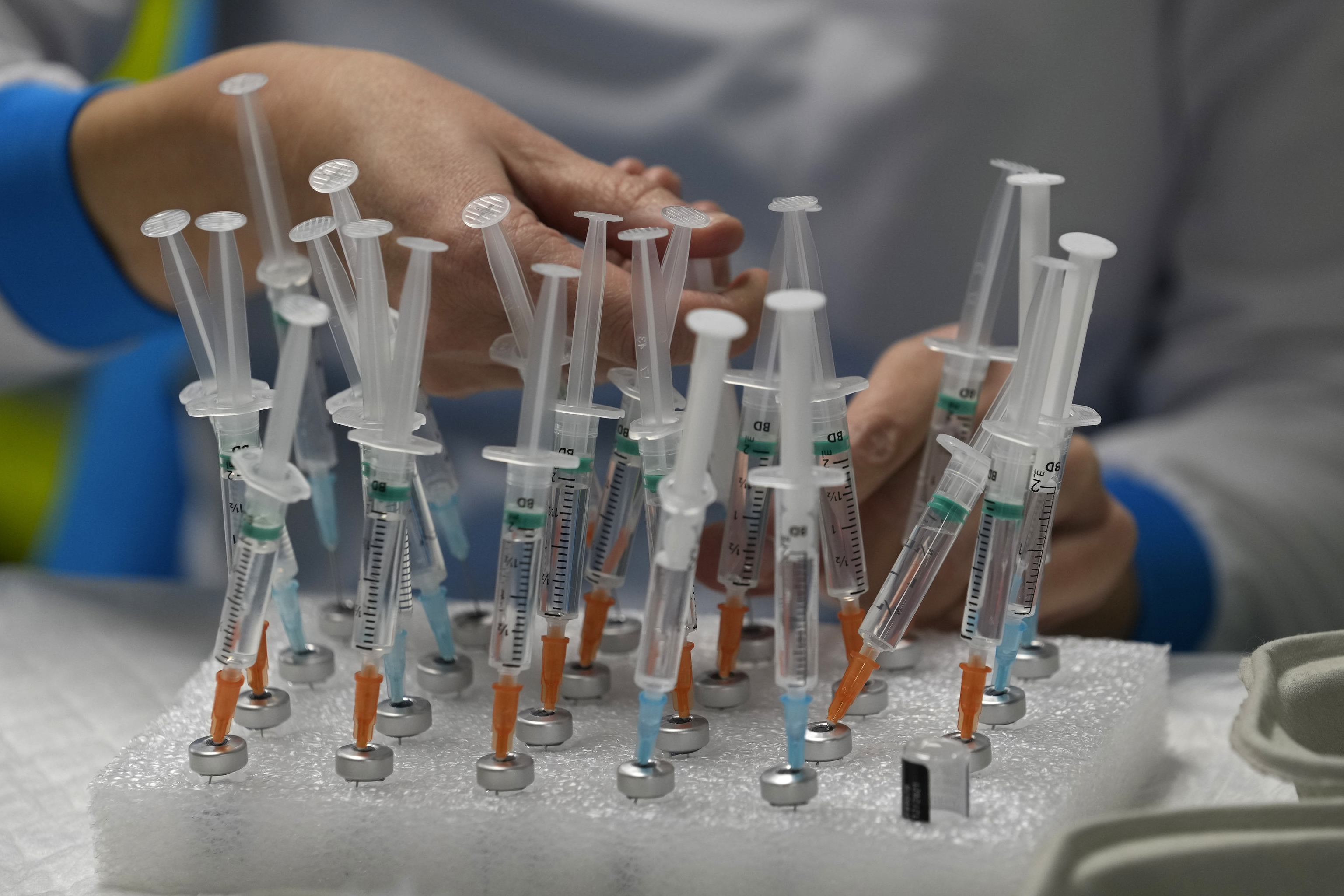 Vacunas contra el coronavirus listas para ser inyectadas en Madrid