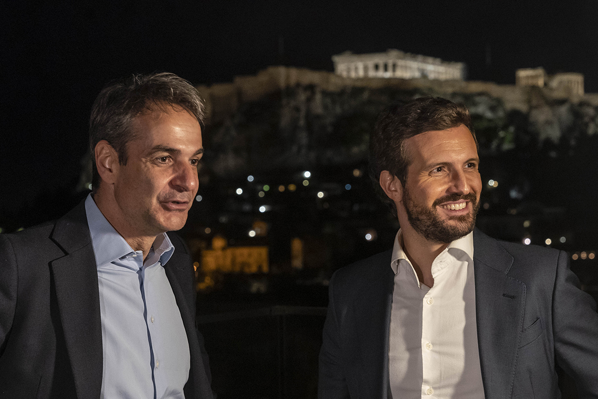 Pablo Casado y el primero ministro griego, Kyriakos Mitsotakis.