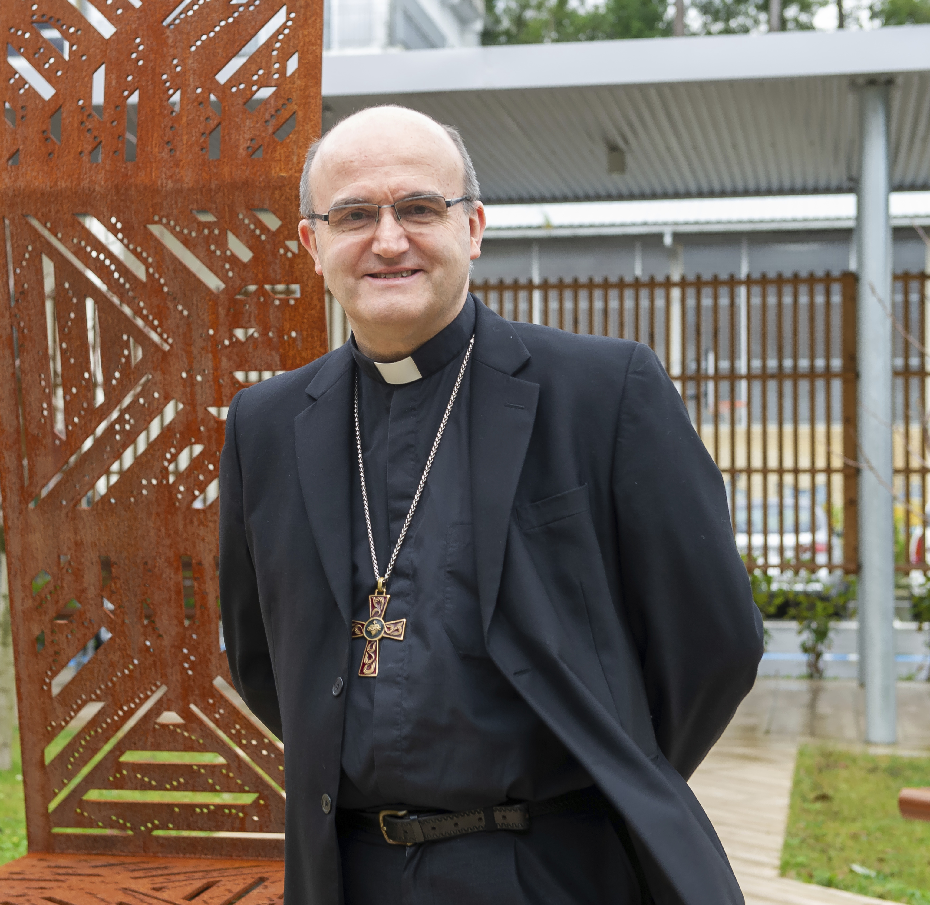 El obispo de San Sebastin Jos Mara Munilla sonriente antes de anunciar hoy su traslado a Alicante.