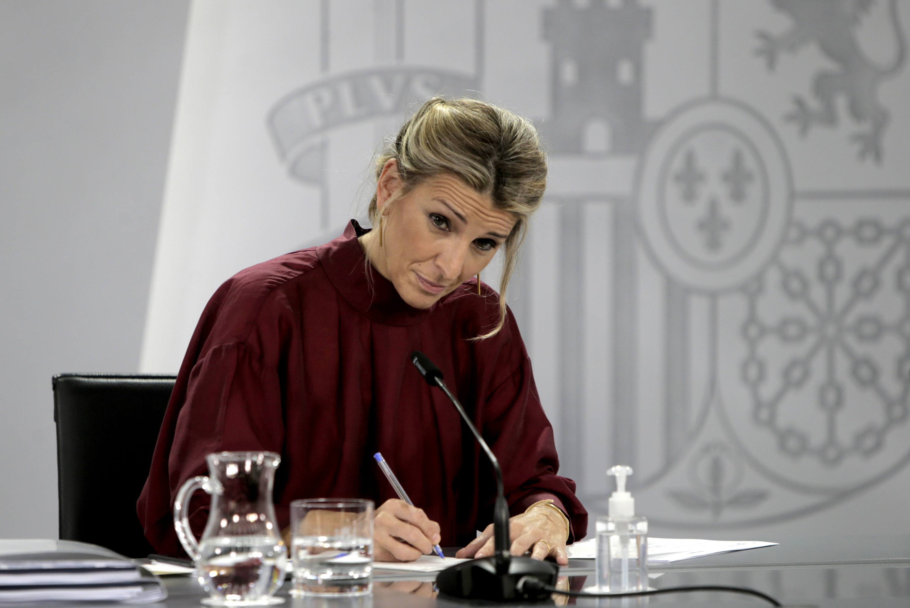 La vicepresidenta segunda y ministra de Trabajo, Yolanda Díaz, durante la rueda de prensa tras la reunión del Consejo de Ministros.