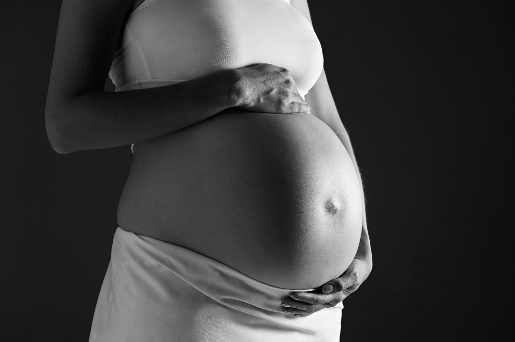 El 'plan Ayuso' de fertilidad busca 20.000 bebés más al año en Madrid