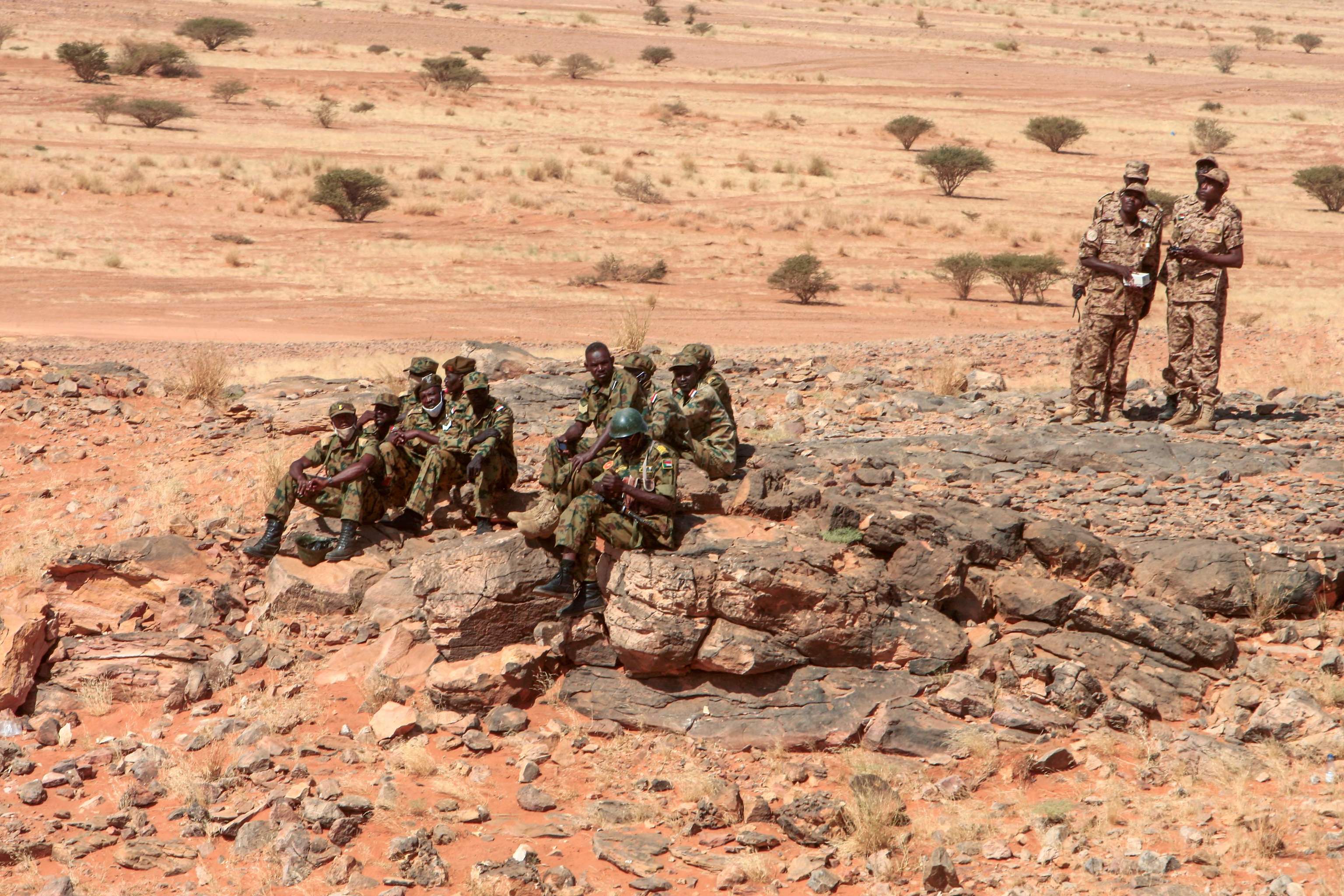 Soldados en Sudn, cerca del Nilo.