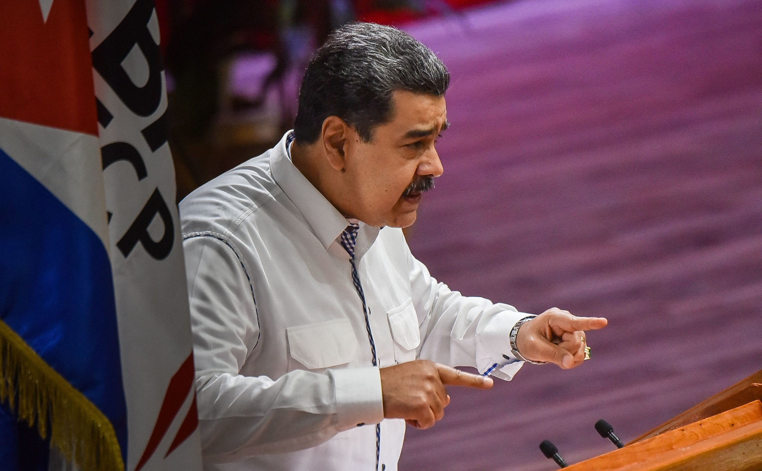 Maduro acknowledges that he interviewed