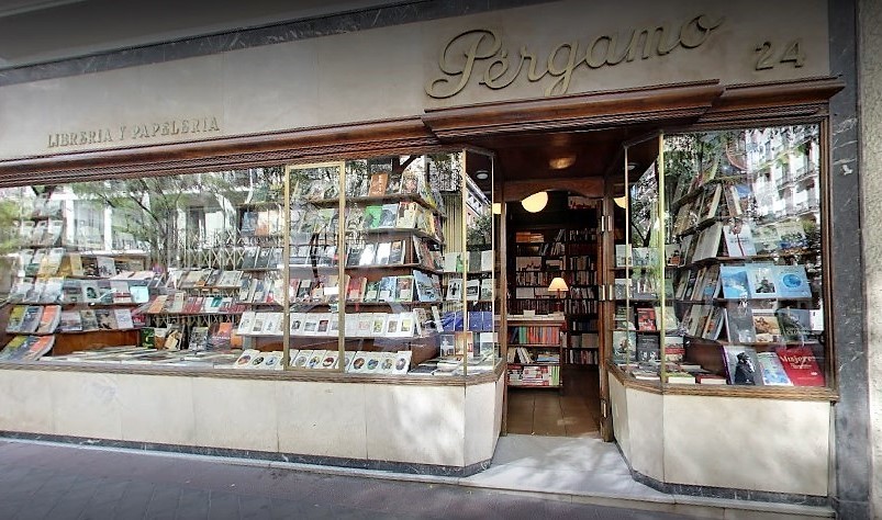 Imagen de archivo de la librería Pérgamo, en la calle General Oraá, 24.