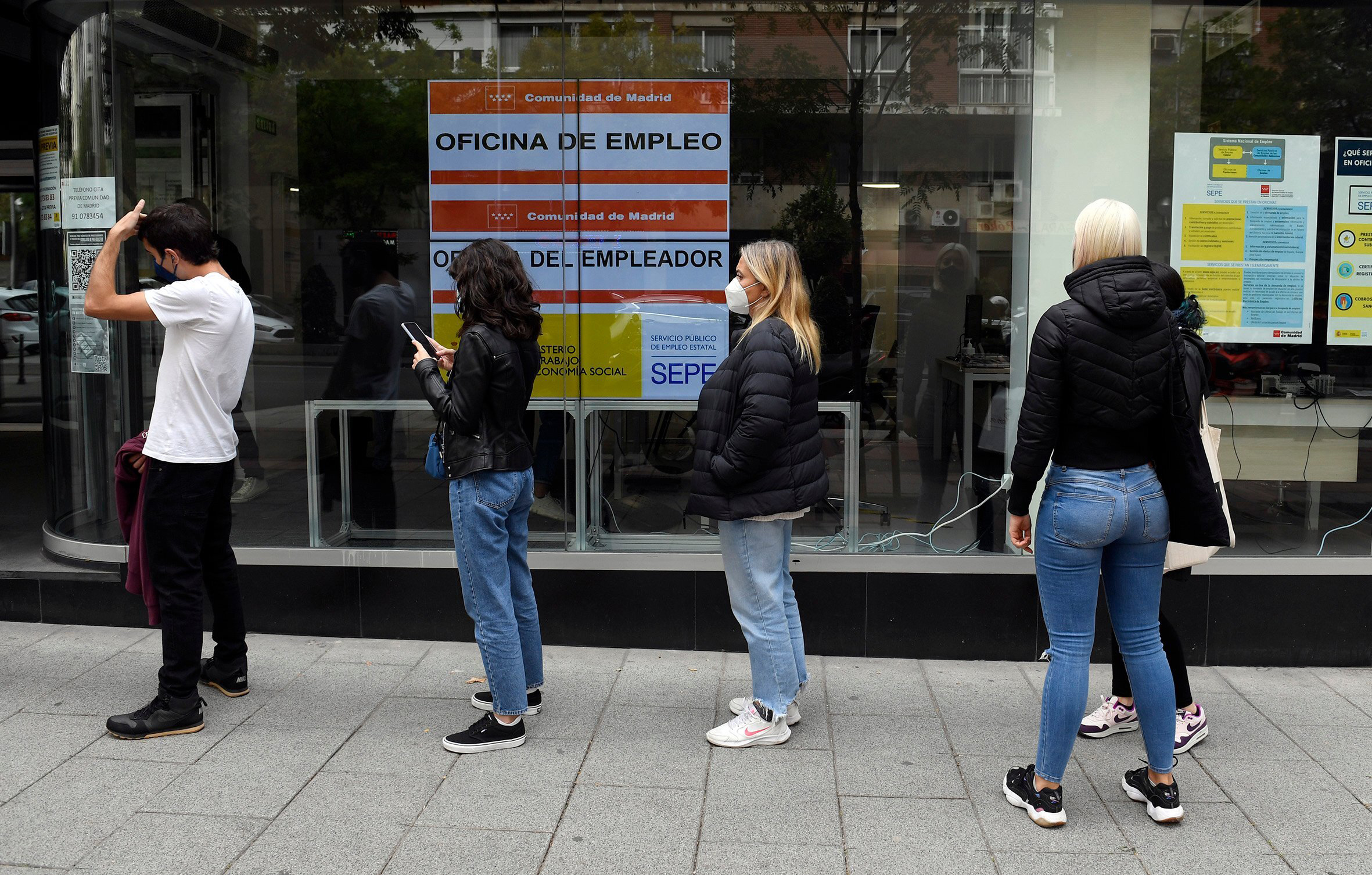 España es el país con más desempleo de los 38 que integran la OCDE, con una tasa de paro del 14,1%