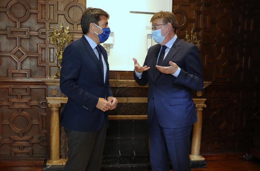Carlos Mazn y Ximo Puig, este lunes en el Palau de la Generalitat.