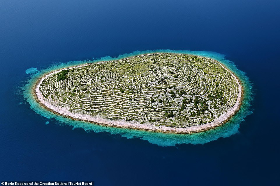 La isla Baljenac, con forma de huella dactilar.