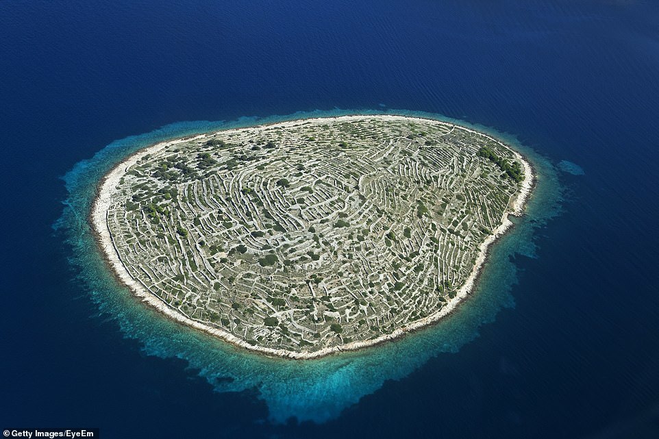 La isla croata de Baljenac, vista desde el aire.