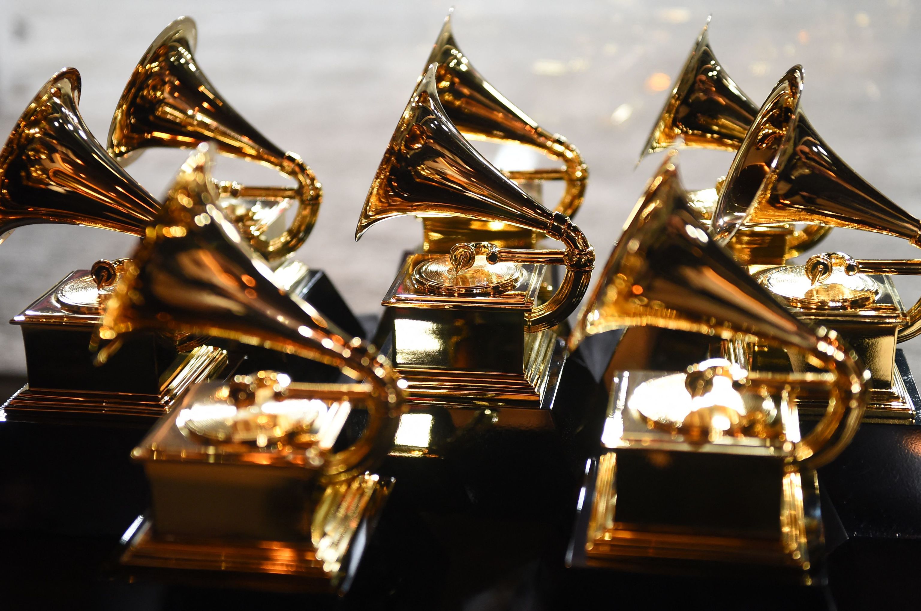 Los trofeos de los Premios Grammy en una imagen de archivo.