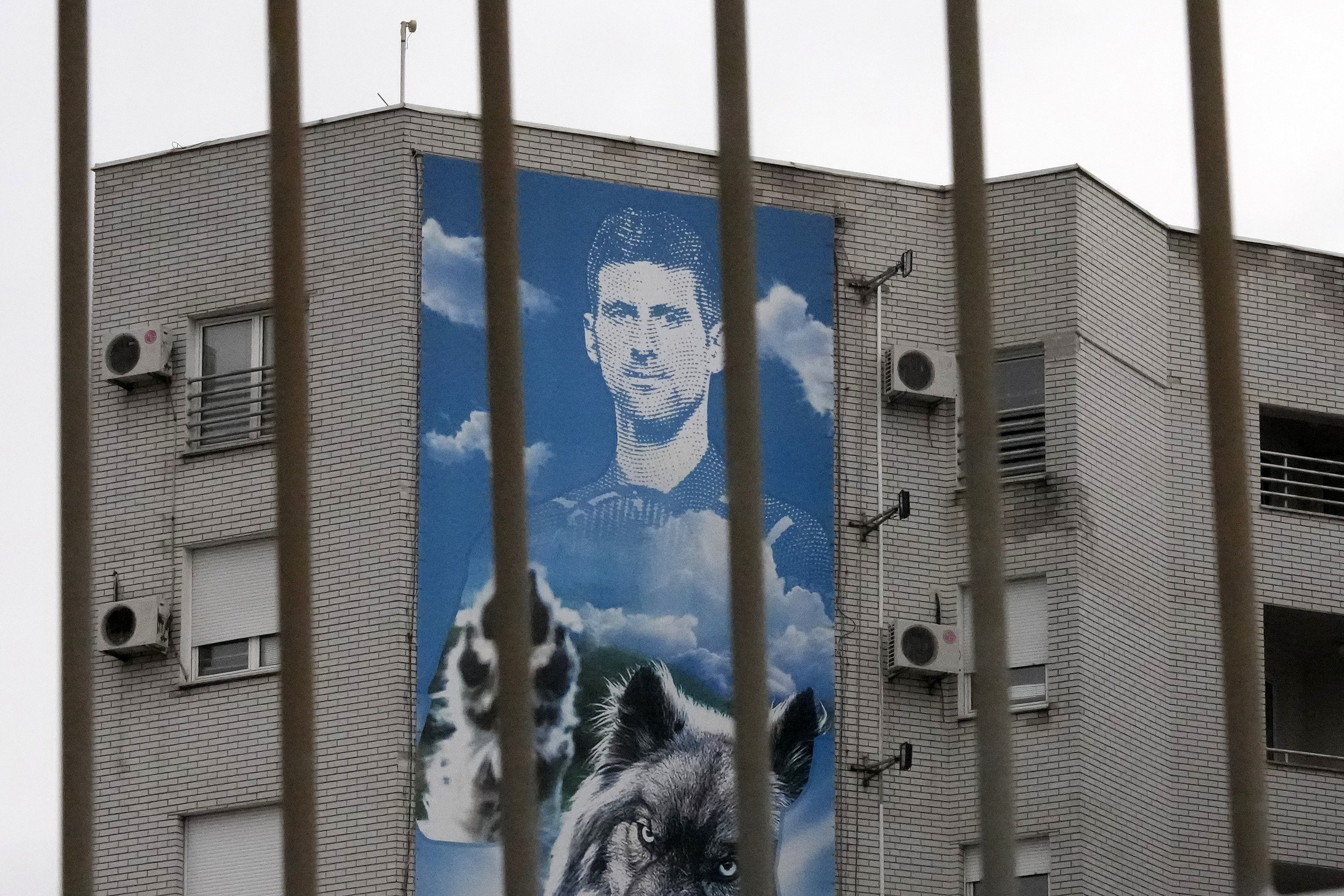 Una pancarta de Djokovic, en Belgrado.