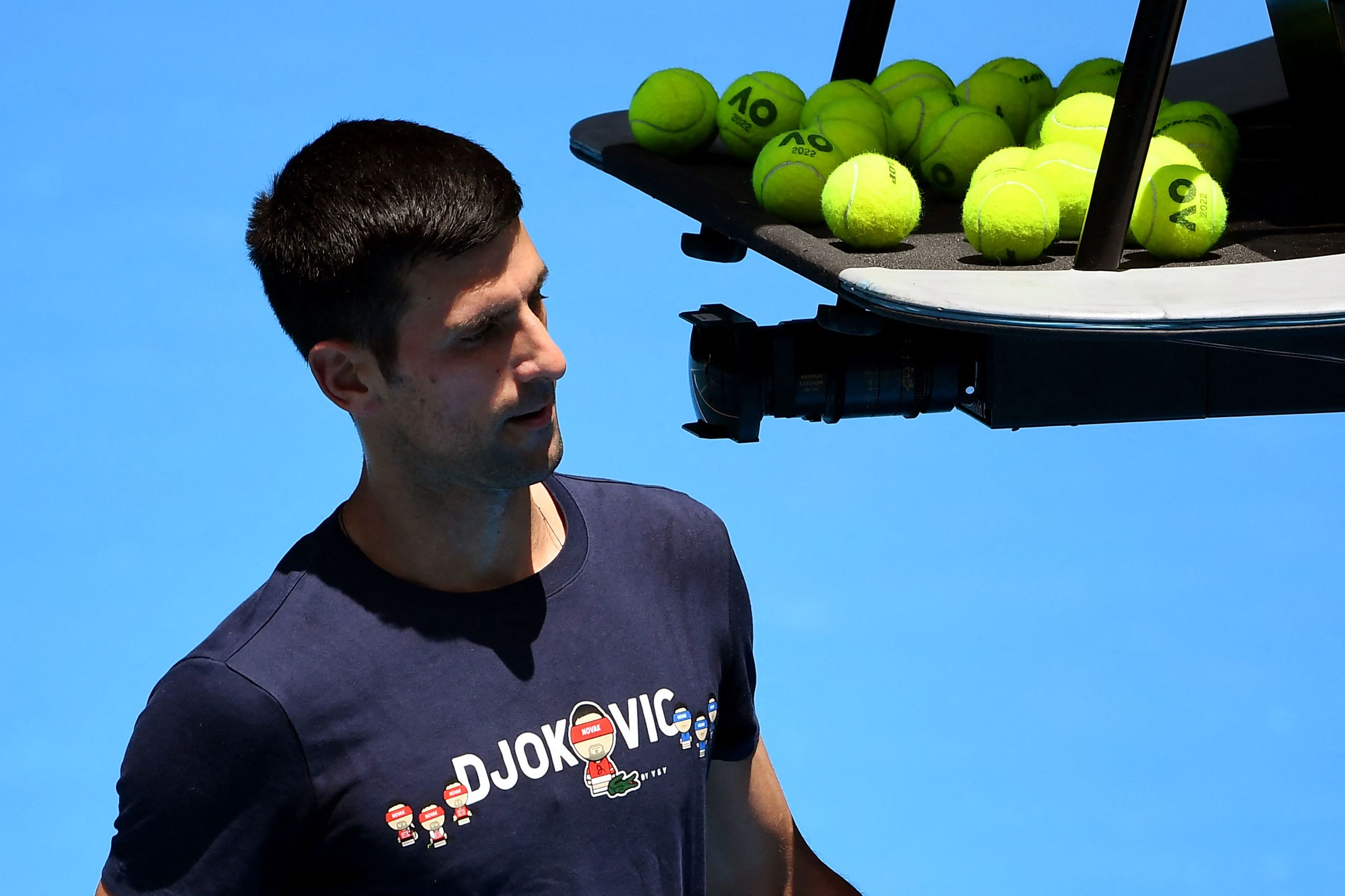 Djokovic, entrenando este miércoles en Melbourne.