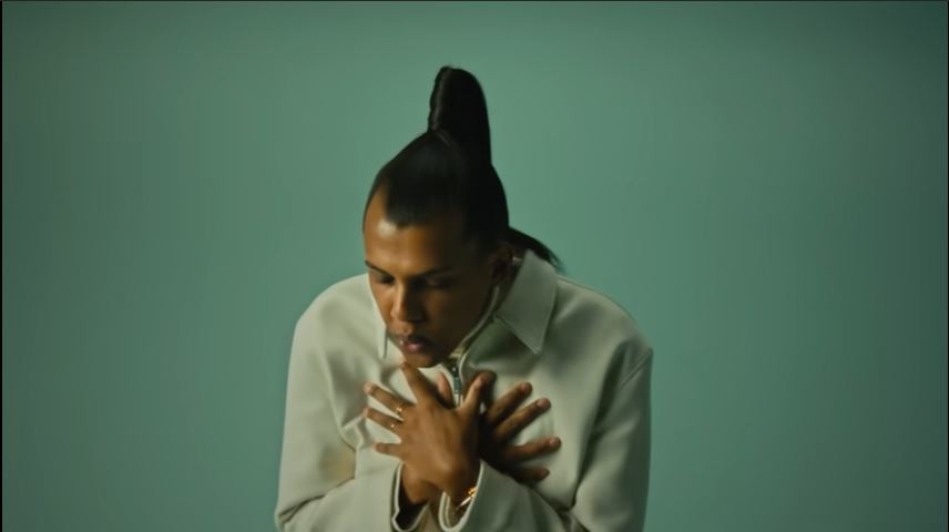 Stromae, en el vídeo de 'L'enfer'