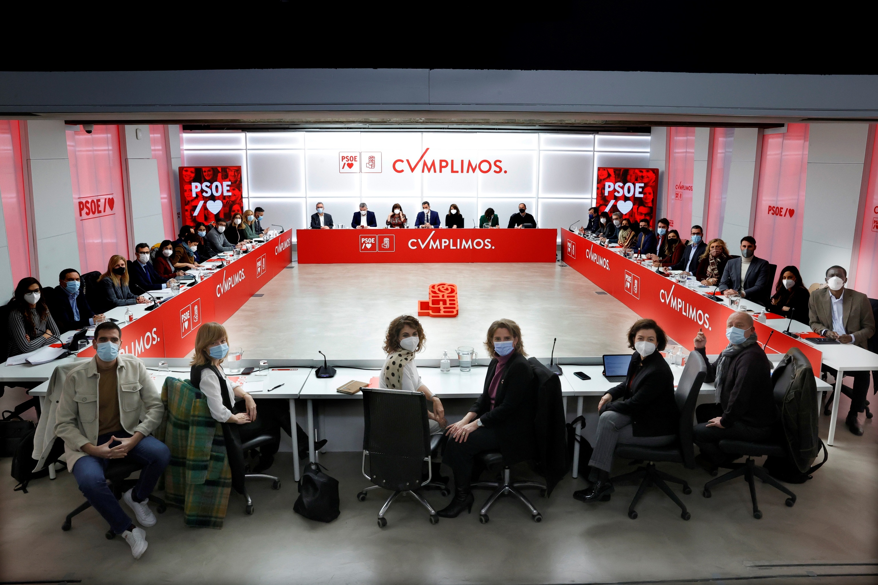 Reunión de la Ejecutiva Federal del PSOE, presidida por Pedro Sánchez.