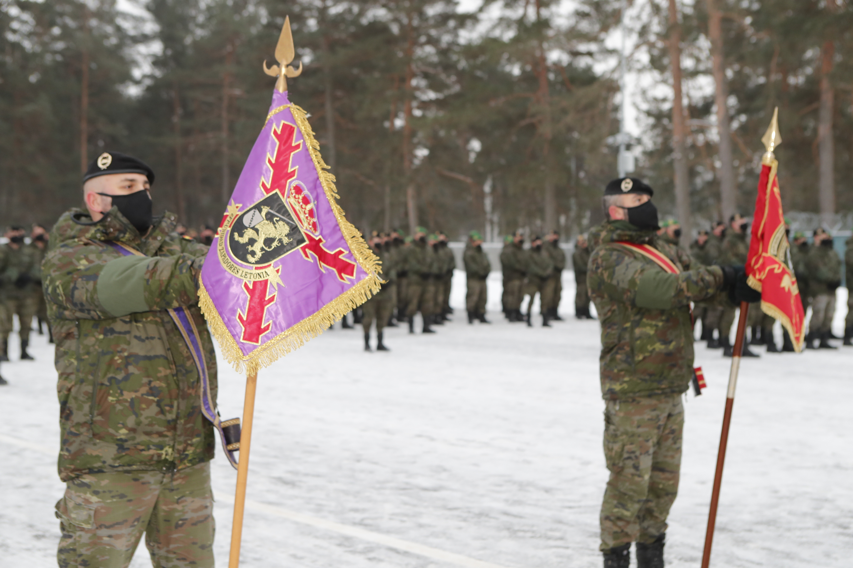 El contingente español en la base de Adazi (Letonia), integrado en el batallón de la OTAN.