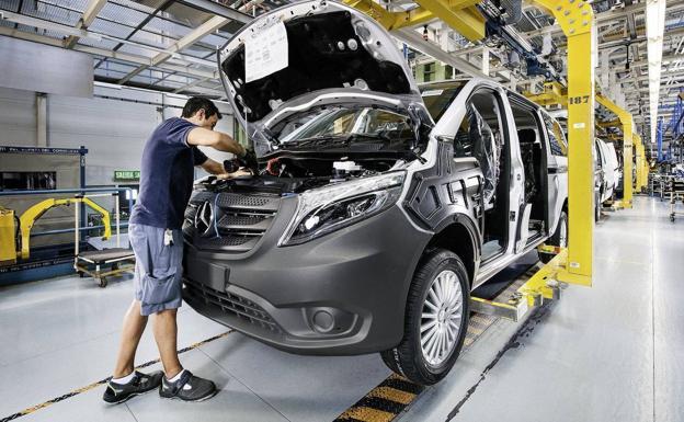 Mercedes lava plantea un ERTE a 4.669 trabajadores en seis meses