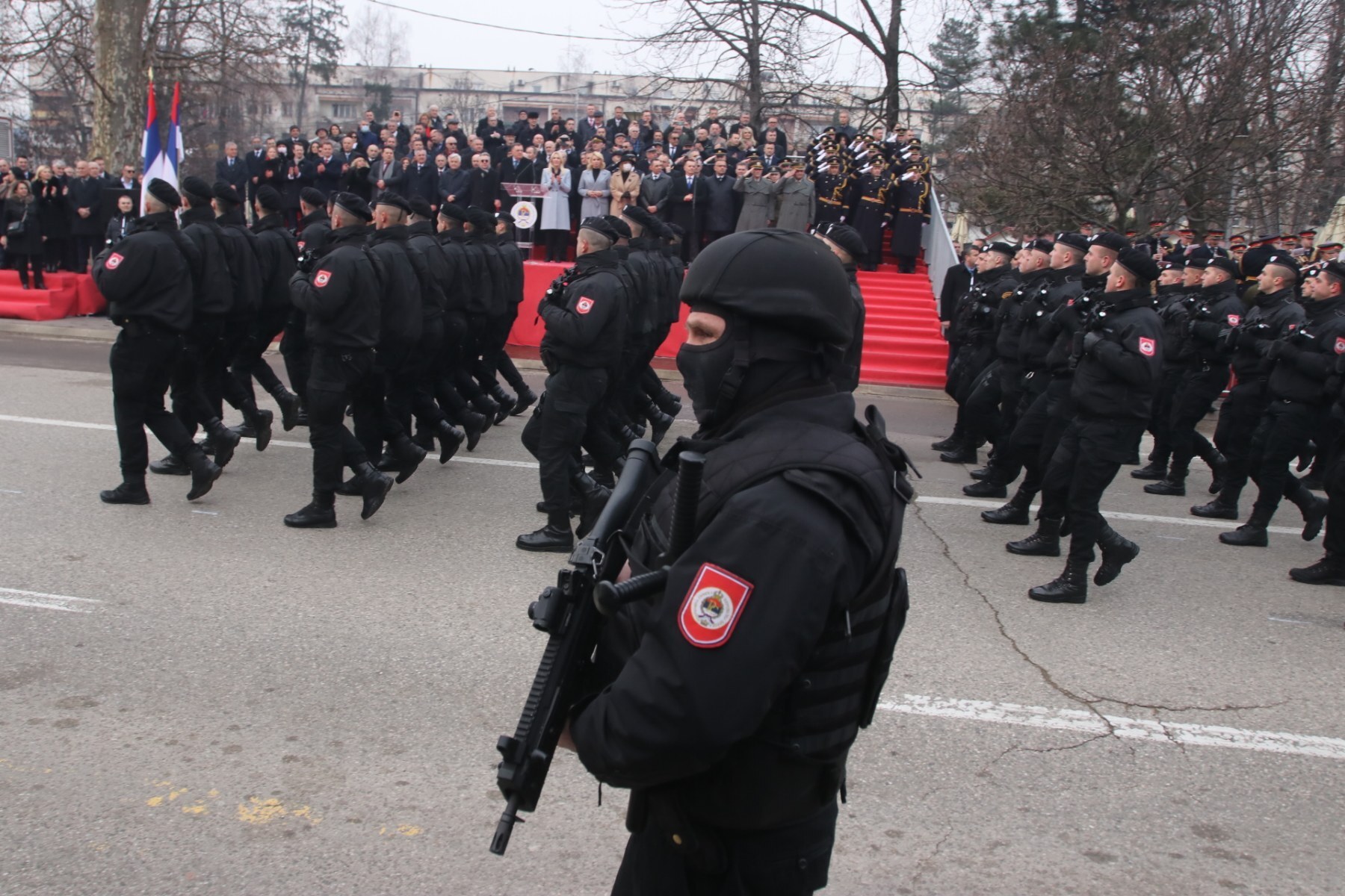 Desfile de paramilitares en Banja Luka.