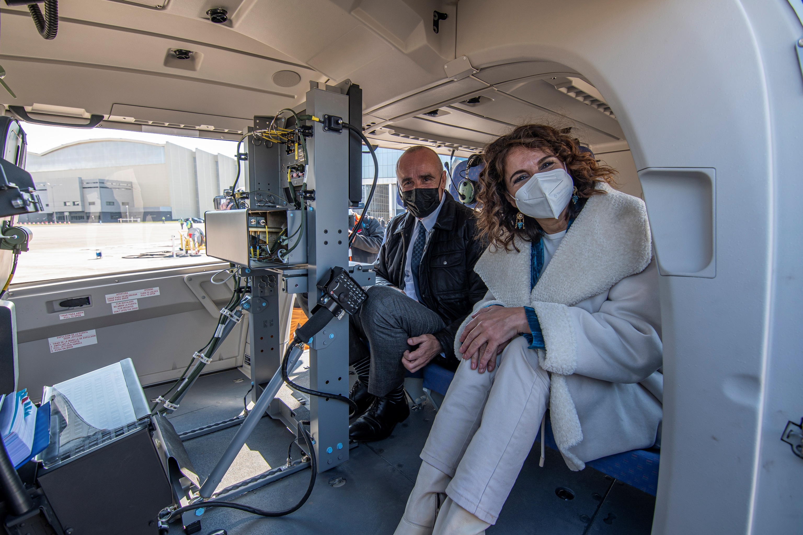 La ministra de Hacienda, María Jesús Montero, en la entrega de un nuevo helicóptero a Vigilancia Aduanera que el pasado viernes realizó en Sevilla.