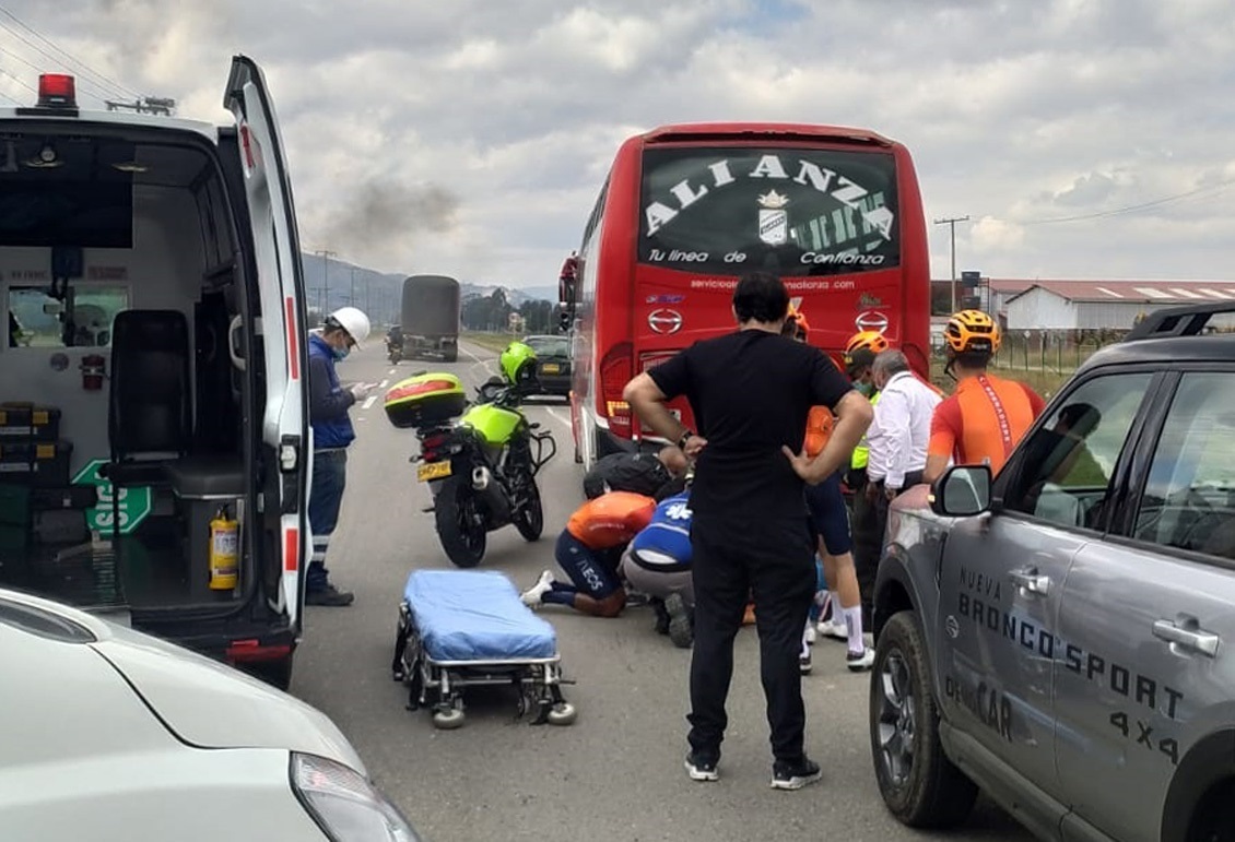 Imagen tras el accidente de Bernal en Chía (Colombia).