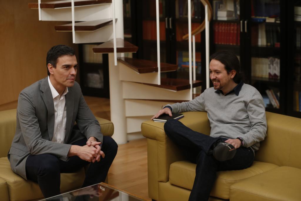 Pedro Sánchez y Pablo Iglesias en una imagen de 2016.