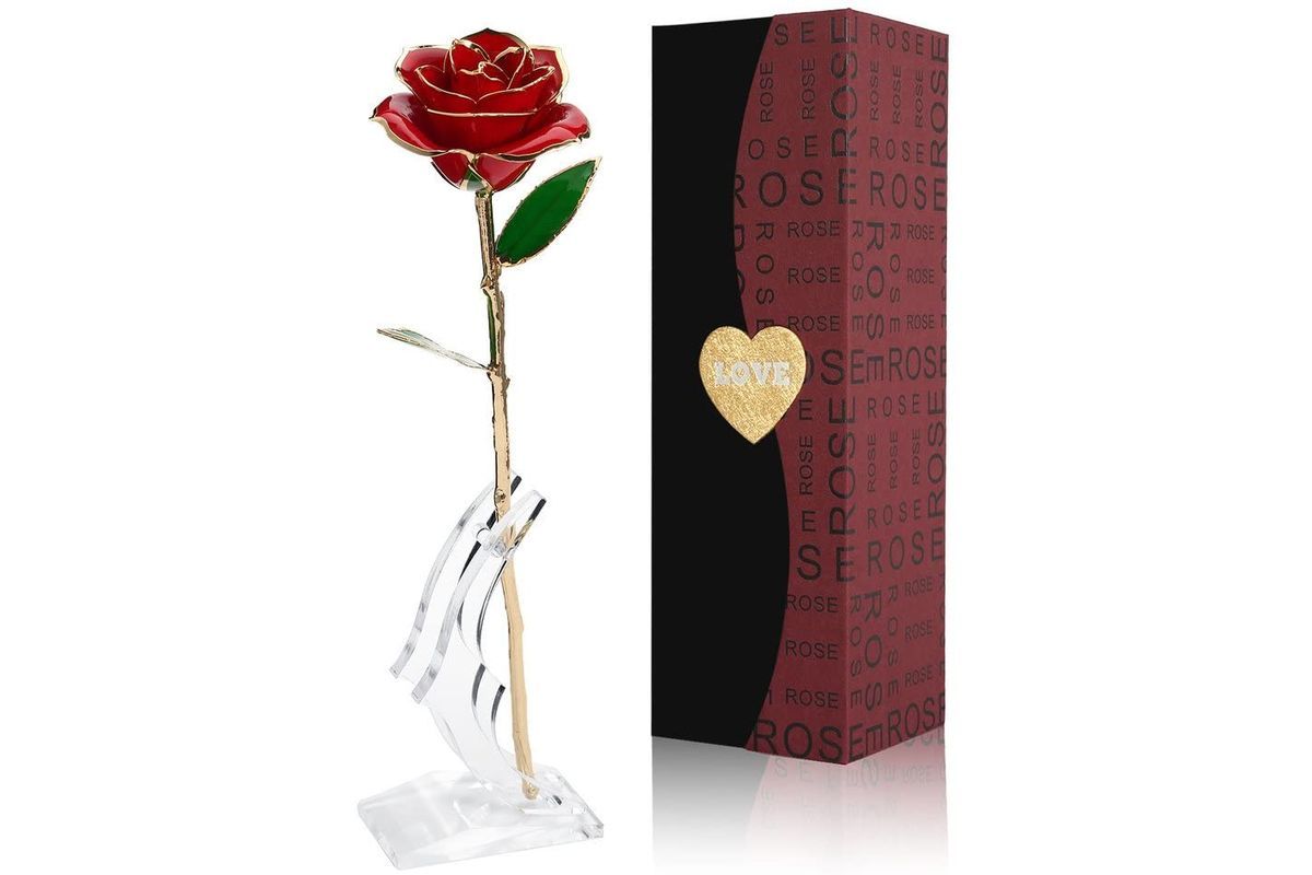 San Valentín: la pulsera de hilo rojo que te une a tu alma gemela y otros regalos originales de última hora