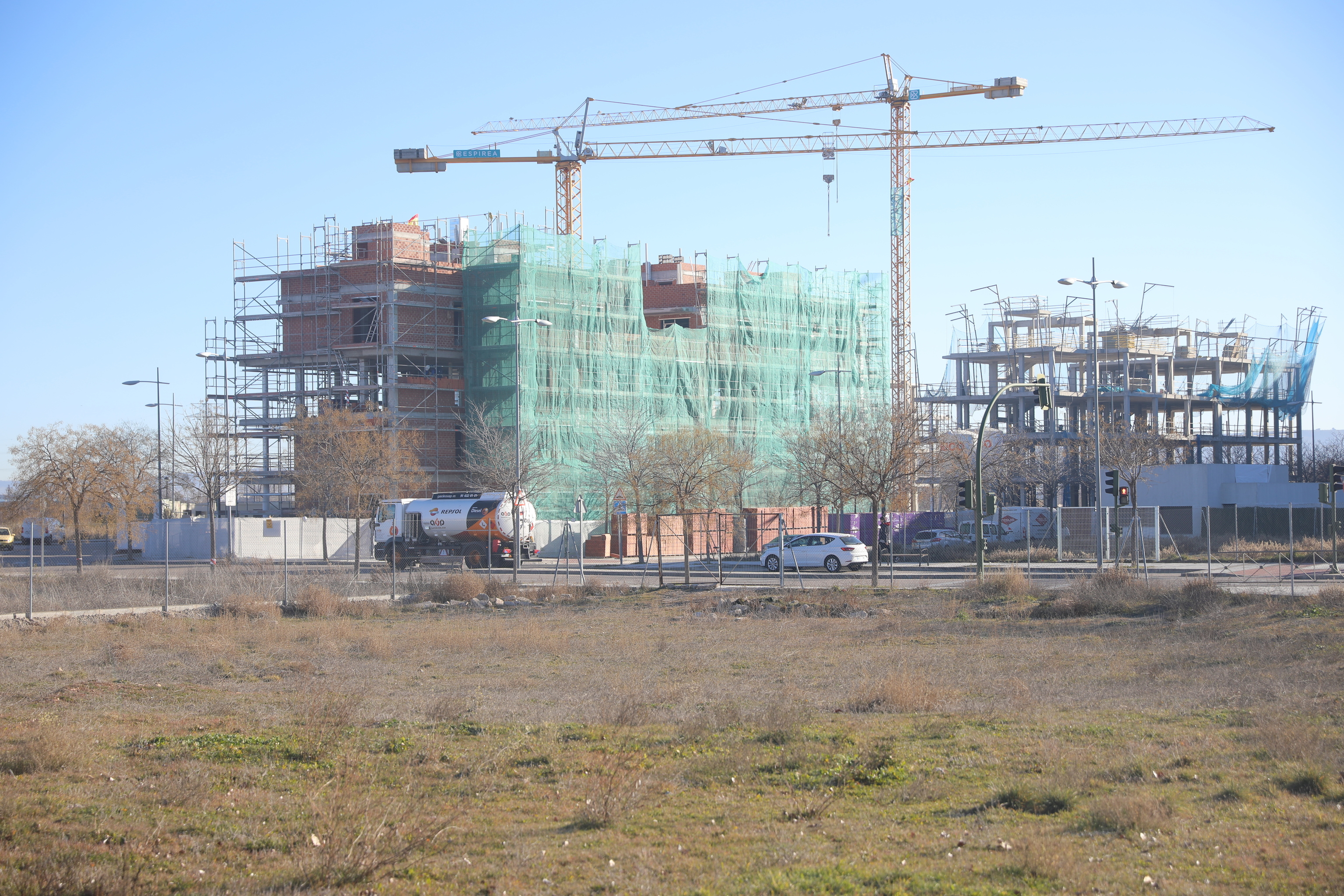 Edificio de obra nueva en construccin en Alcal de Henares.