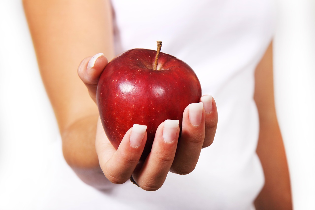 Una manzana, la fruta ms saludable.