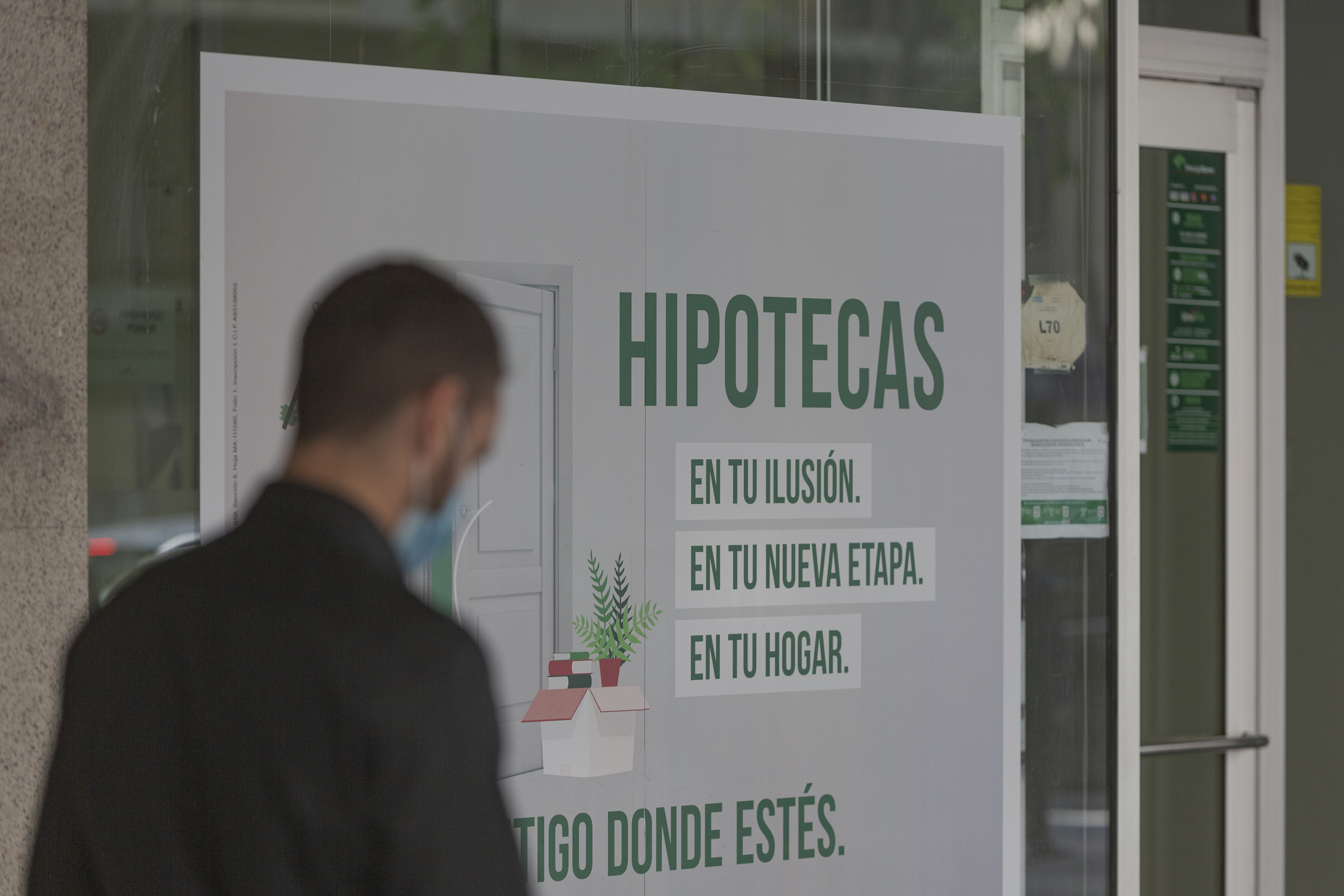 Un anuncio hipotecario en  una entidad en Madrid.
