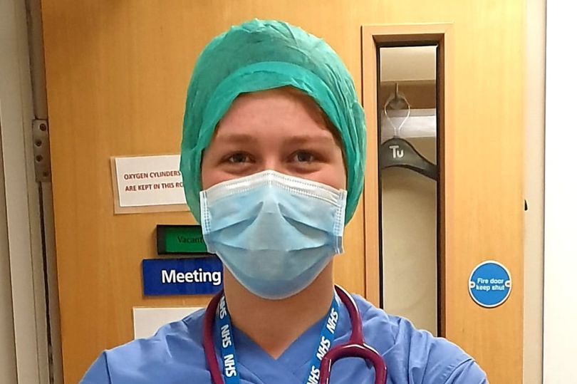 Elsa Desmond es cirujana en el Hospital Universitario de Southend.