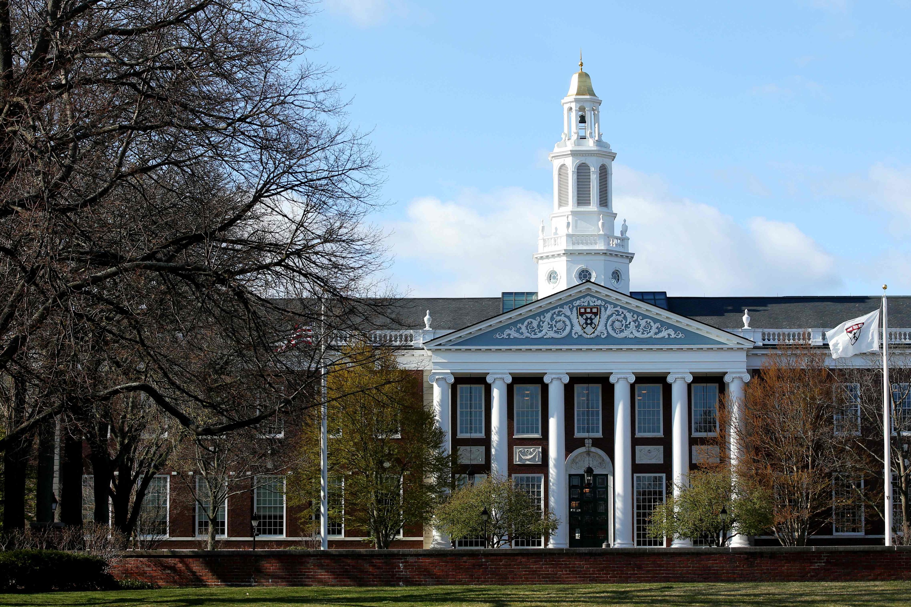 Foto de archivo tomada el 22 de abril de 2020, muestra una vista general del campus de la Universidad de Harvard en Cambridge, Massachusetts