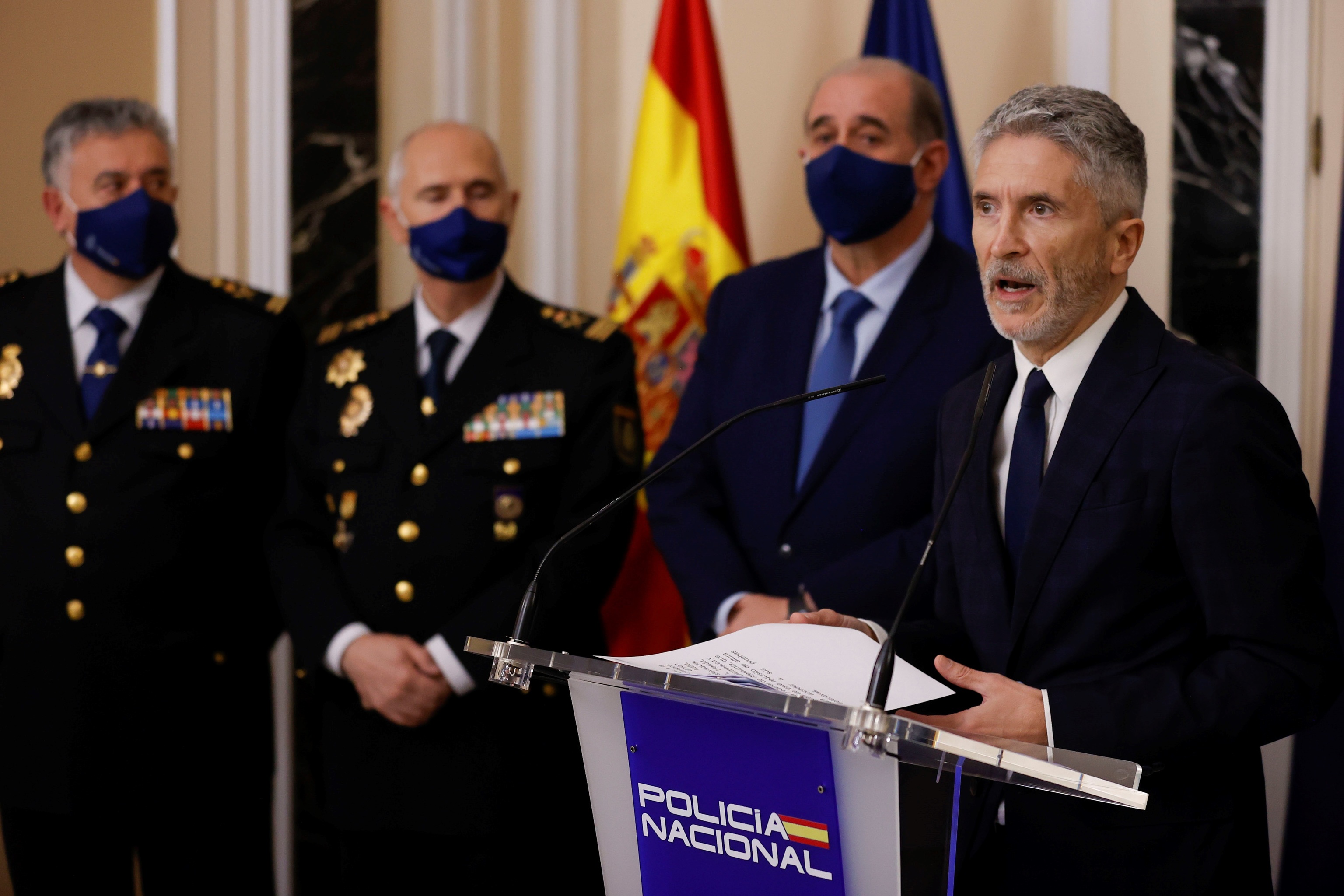Marlaska y responsables policiales, este lunes, en Madrid.