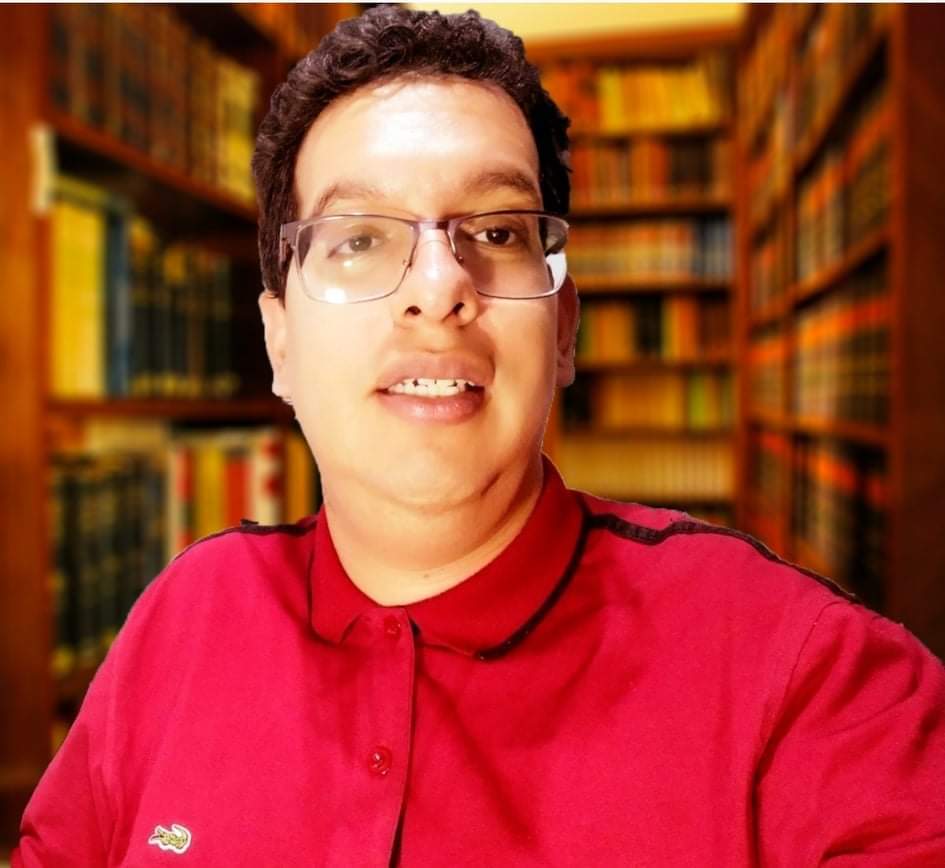 Diego Yonathan Moreno, ingeniero de sistemas y youtuber.