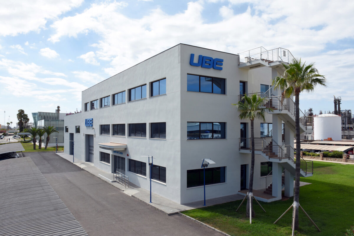 Sede de UBE Corporation Europe en Castelln.