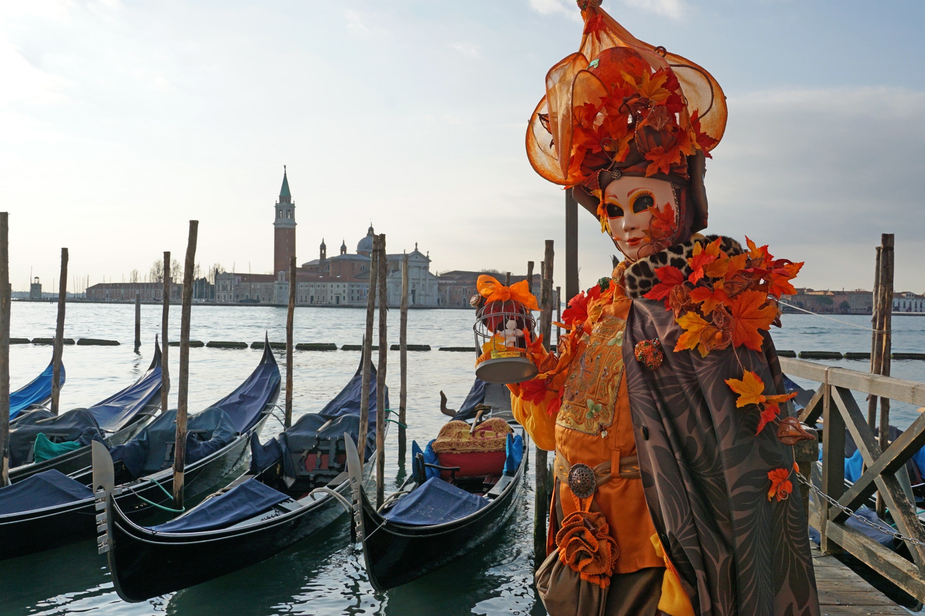 Una persona disfrazada en el Carnaval de Venecia