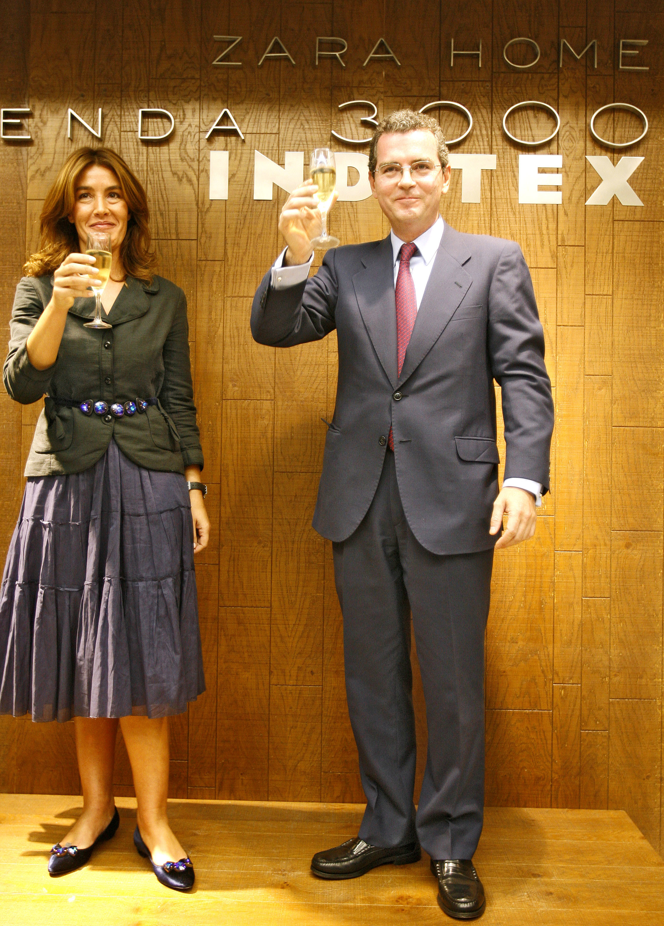 Crdenas, junto a Pablo Isla, celebran la apertura de la tienda 3.000 del grupo Inditex.
