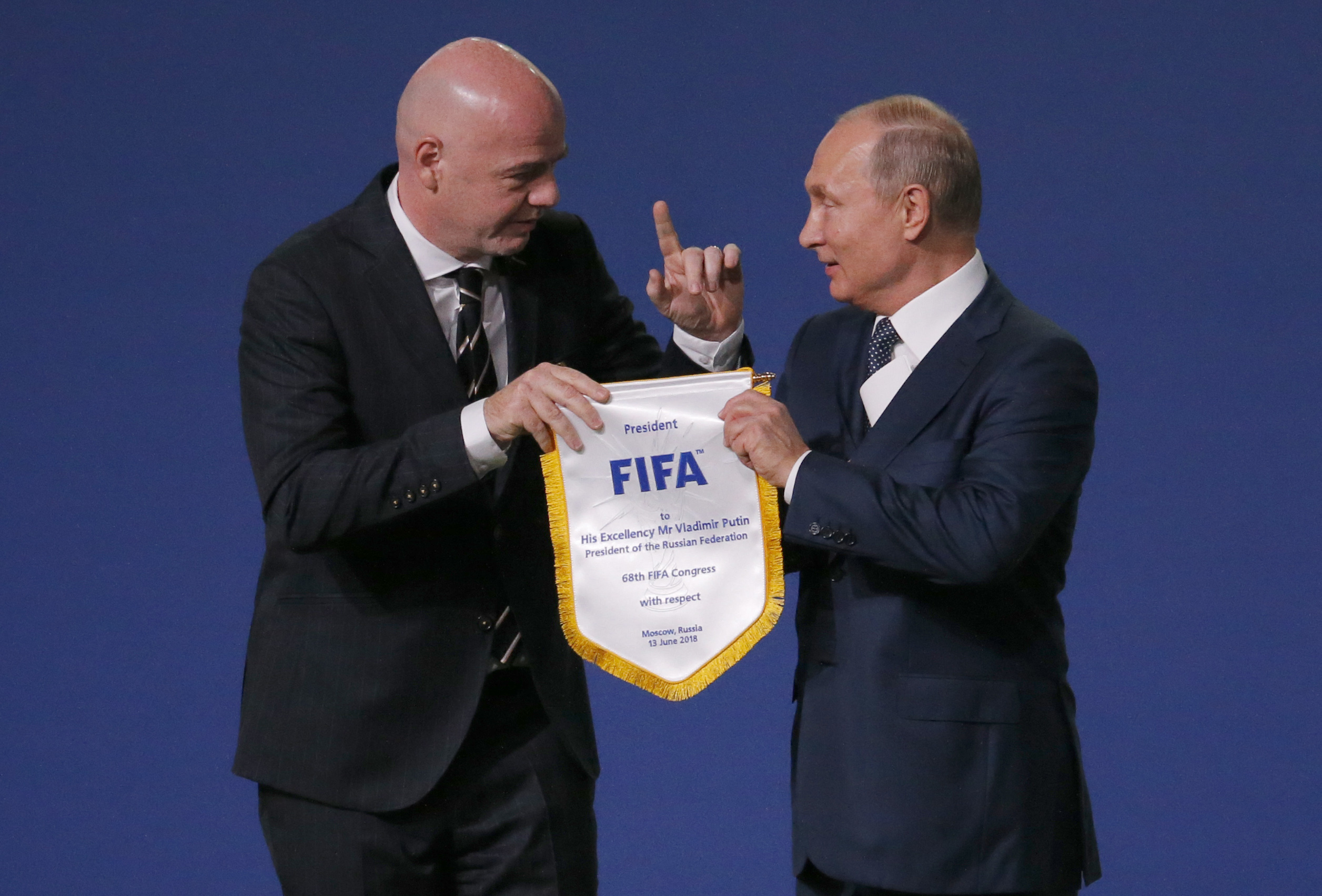 Gianni  Infantino, presidente de la FIFA, y Vladimir Putin.