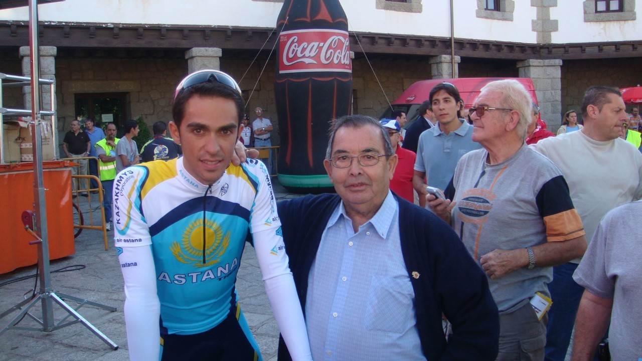 Elisabel junto Contador