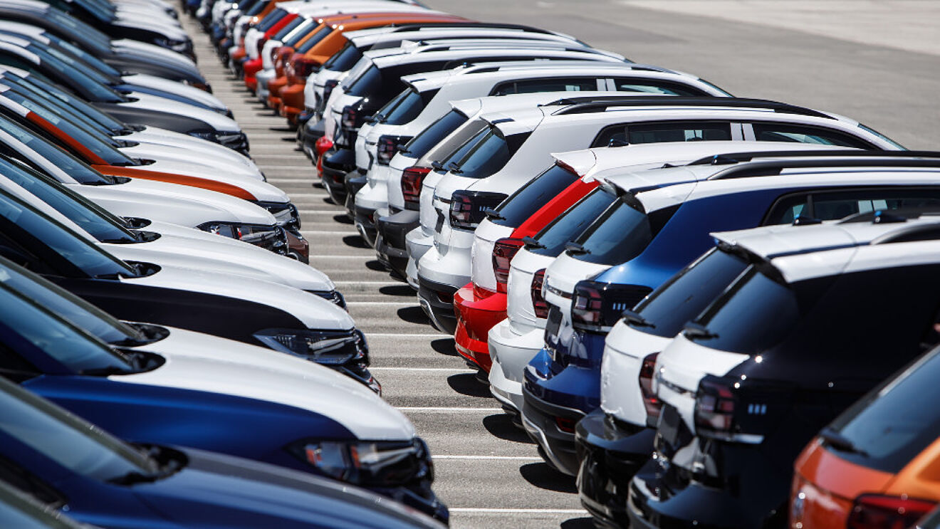 El precio de los coches, nuevos y usados, se sitúa en máximos históricos